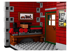 LEGO Disney: Disney Train and Station - 2925 Piece Building Set [LEGO, #71044]
