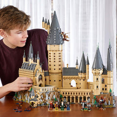 LEGO Harry Potter: Hogwarts Castle - 6020 Piece Building Kit [LEGO, #71043]