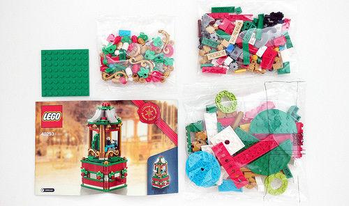 LEGO Holiday Christmas Carousel (2018 Limited Edition) - 251 Piece Building Kit [LEGO, #40293]