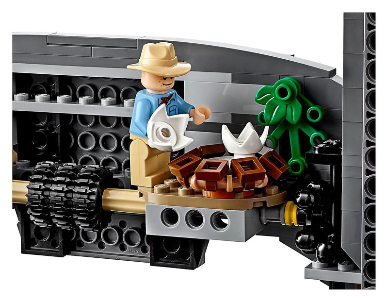 LEGO Jurassic Park: T-rex Rampage - 3120 Piece Building Set [LEGO, #75936]