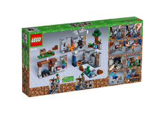 LEGO Minecraft: The Bedrock Adventures - 644 Piece Building Kit [LEGO, #21147]