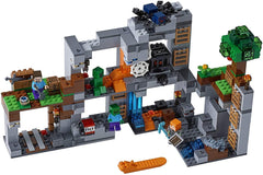 LEGO Minecraft: The Bedrock Adventures - 644 Piece Building Kit [LEGO, #21147]