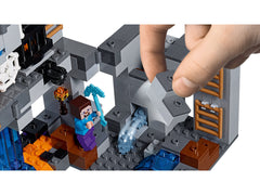 LEGO Minecraft: The Bedrock Adventures - 644 Piece Building Kit [LEGO, #21147]