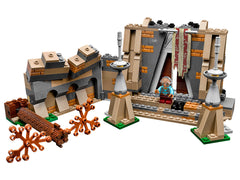 LEGO Star Wars: Battle on Takodana - 409 Piece Building Kit [LEGO, #75139]