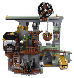 LEGO The Hobbit: The Battle of the Five Armies - The Lonely Mountain - 866 Piece Building Set [LEGO, #79018]