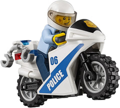 LEGO City: Police Station - 894 Piece Building Kit [LEGO, #60141]
