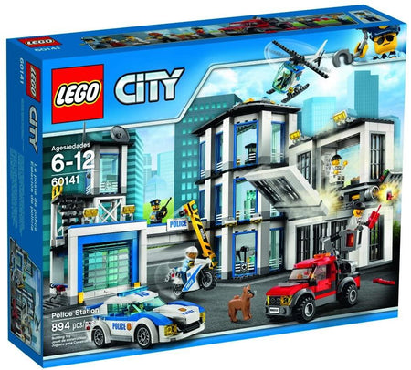 LEGO City: Police Station - 894 Piece Building Kit [LEGO, #60141]