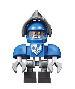 LEGO Nexo Knights: Clay's Rumble Blade  - 367 Piece Building Kit [LEGO, #70315]