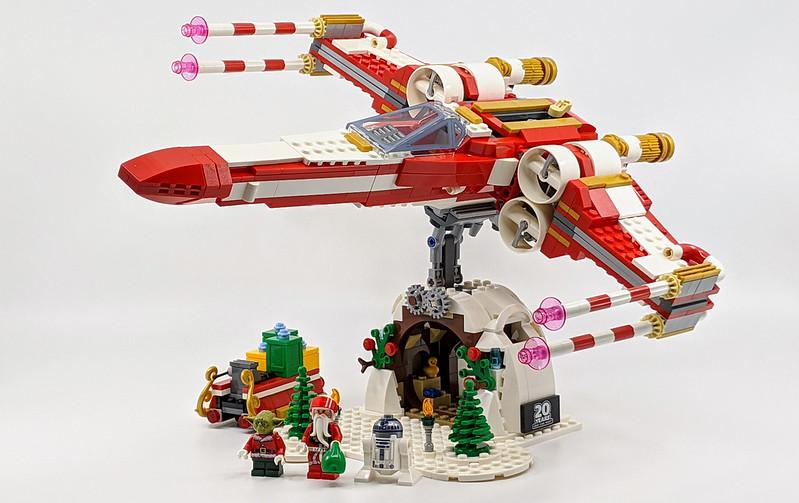 LEGO Star Wars: Christmas X-Wing - 20th Anniversary Edition - 1038 Piece Building Kit [LEGO, #4002019]