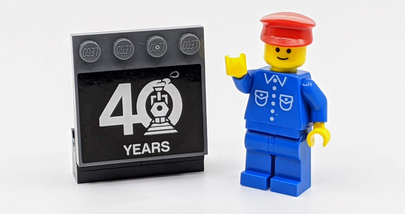 LEGO Iconic 40th Anniversary Steam Engine  - 188 Piece Building Kit [LEGO, #40370]