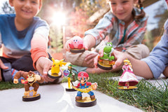 Alm & Celica Amiibo 2-Pack - Fire Emblem Series [Nintendo Accessory]