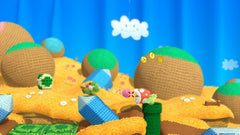 Yoshi's Woolly World + Light Blue Yarn Yoshi Amiibo [Nintendo Wii U]